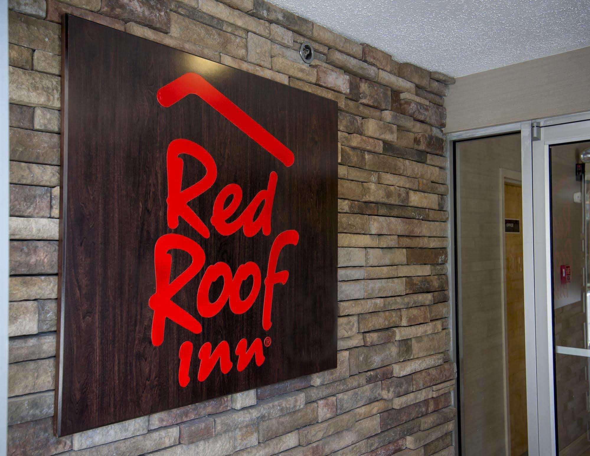 Red Roof 2* Clifton Park